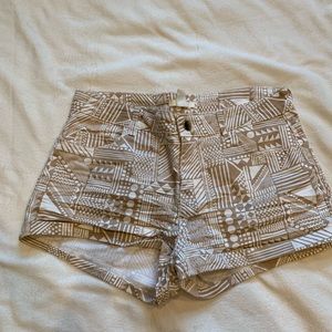 Patterned shorts